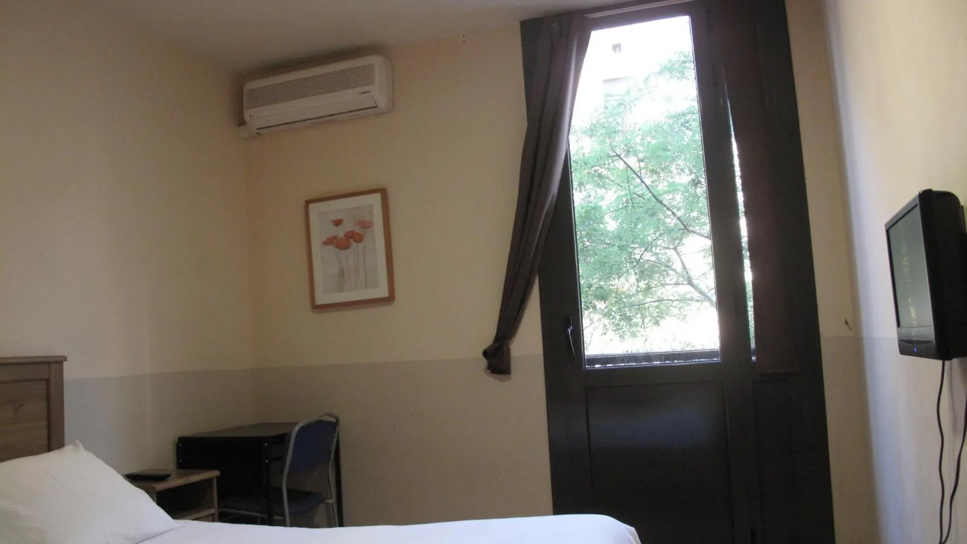 Hostal Lk Barcelona Spanien